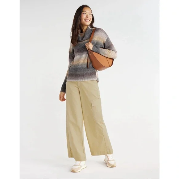 Time and Tru Women's Wide Leg Corduroy Cargo Pants, 30" Inseam, 8 natural tan - Picture 2 of 10
